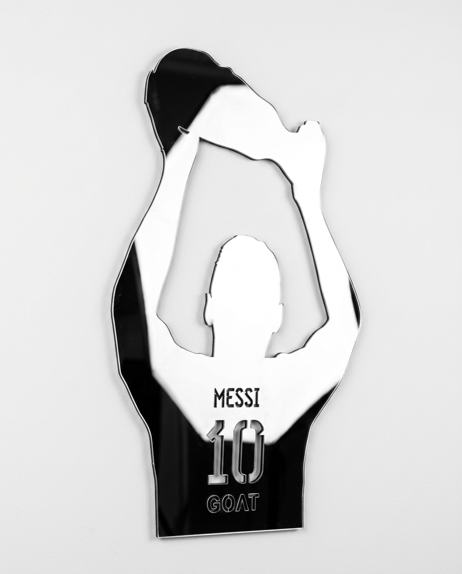 Messi Mirror