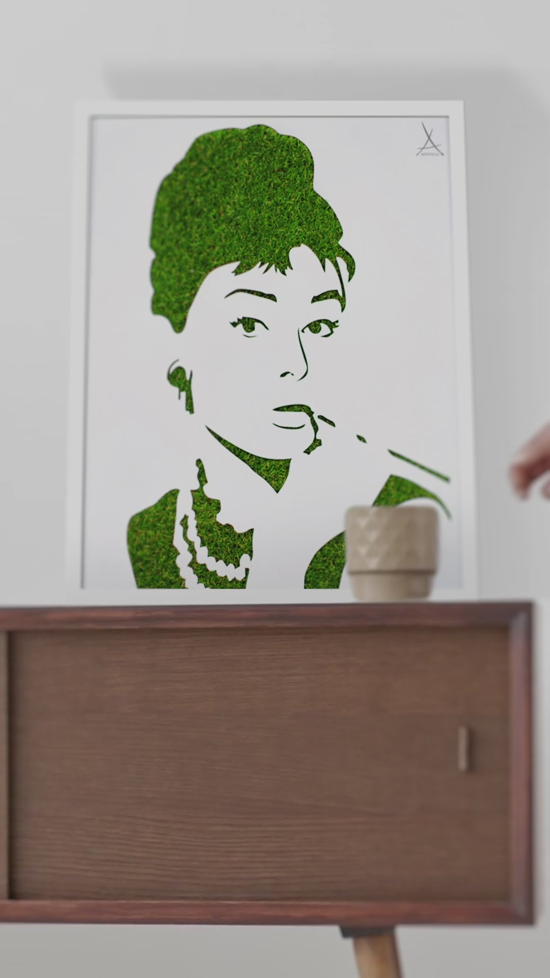 تحميل الفيديو: بورتريه العشب