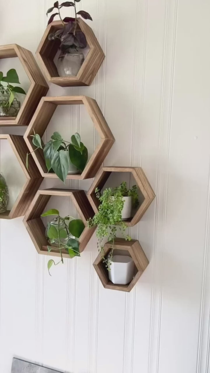 تحميل الفيديو: مجموعة رفوف جدارية سداسية